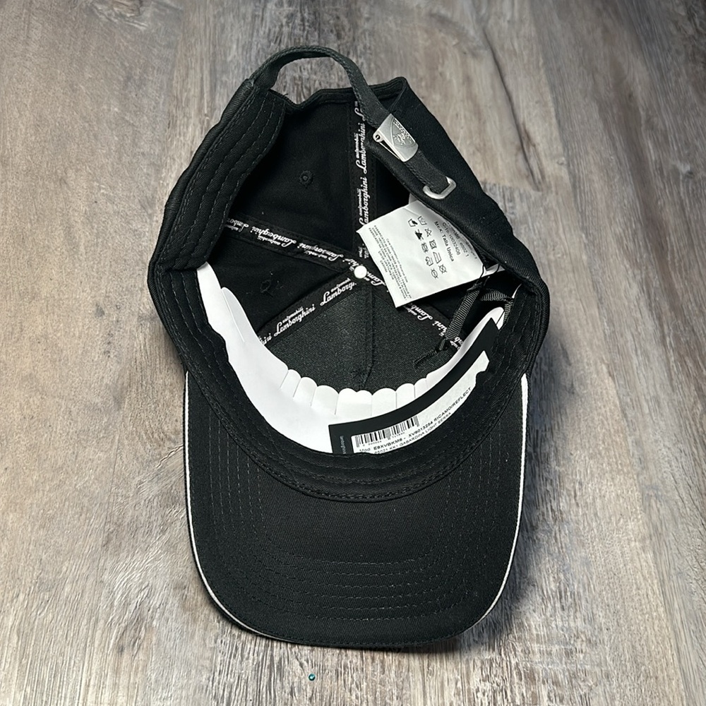 Lamborghini Hat - Picture 3 of 4